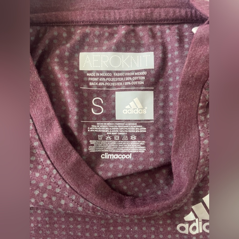 Adidas Maroon and Olive T-Shirts - Picture 3 of 7
